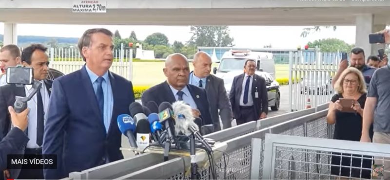 “Se zerar o ICMS, zero hoje impostos federais”, diz Bolsonaro desafiando os governadores