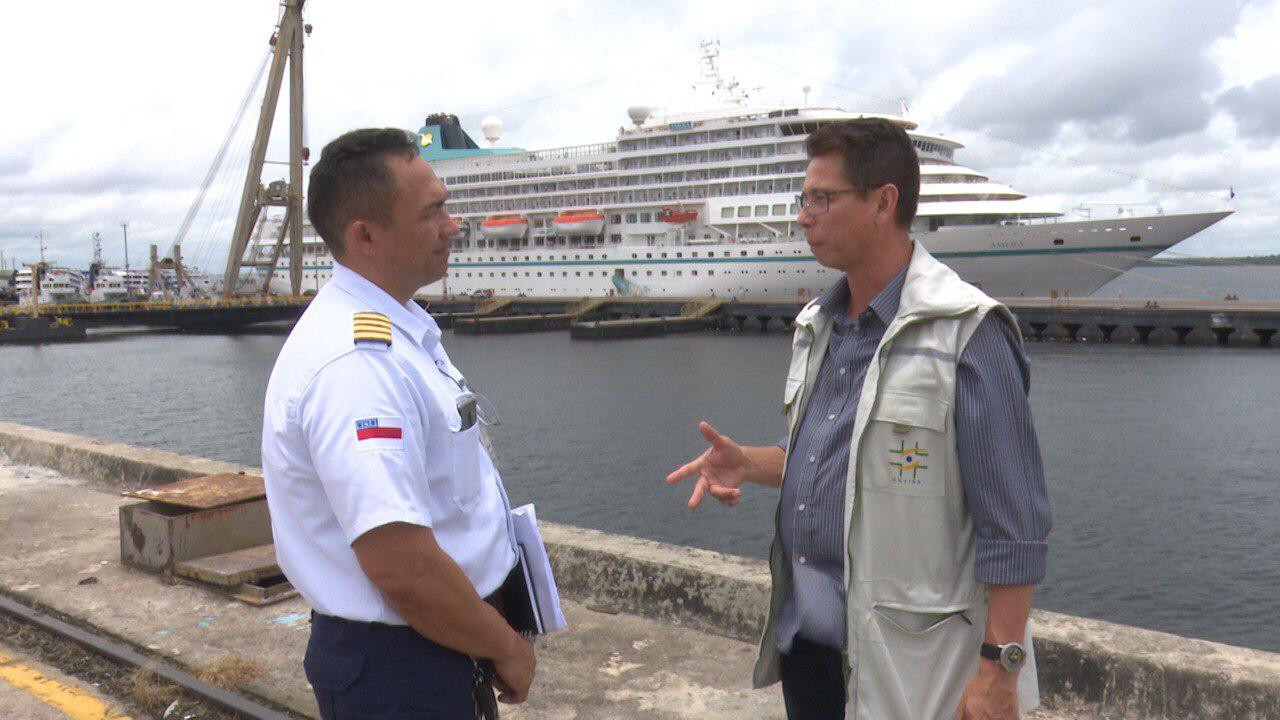 Último navio de temporada de cruzeiros passa por inspeção no Porto de Manaus