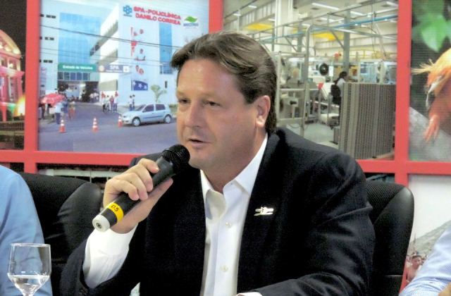 “Aplique no combate ao coronavírus as taxas pagas pela indústria à Suframa”, pede empresário a Bolsonaro