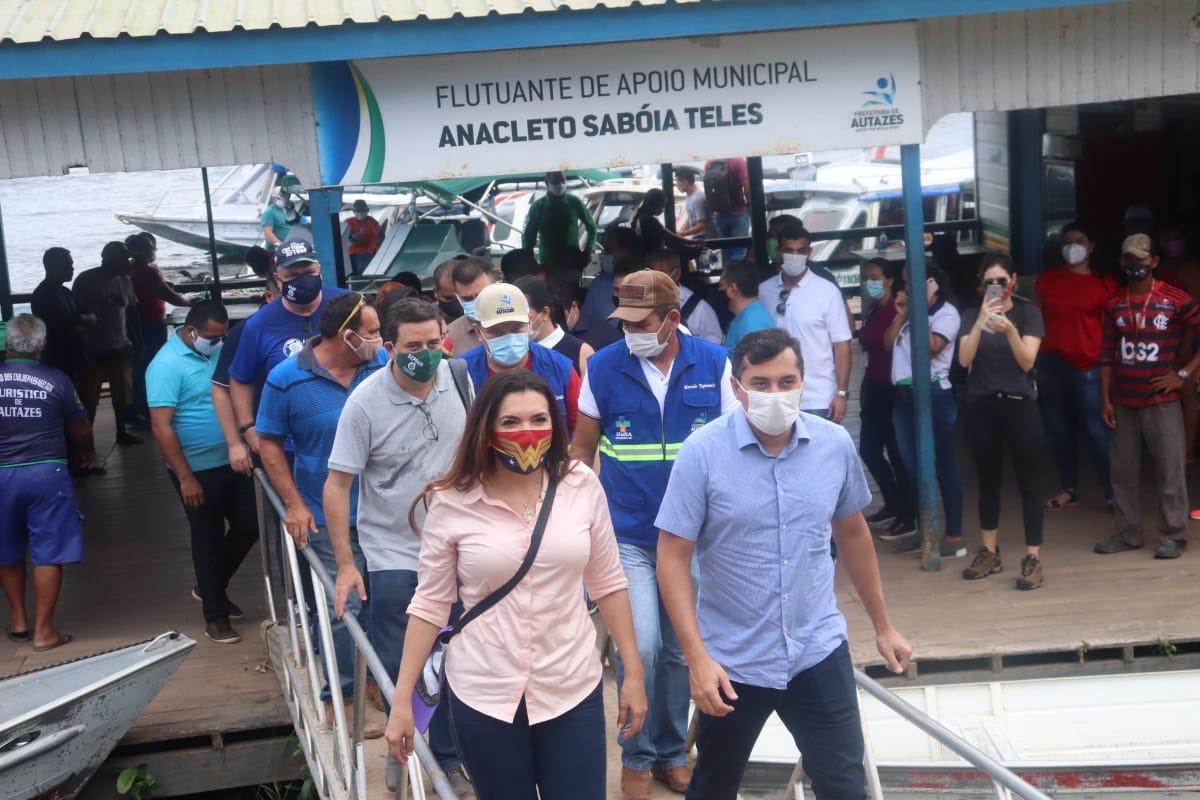 Alessandra Campêlo acompanha inauguração de ramais em Autazes