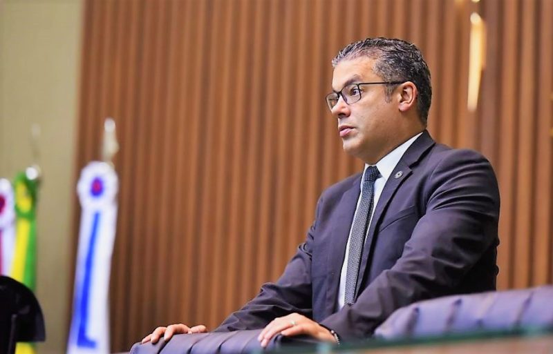 Josué Neto está com 25% do pulmão comprometido pela Covid e pede orações por sua saúde