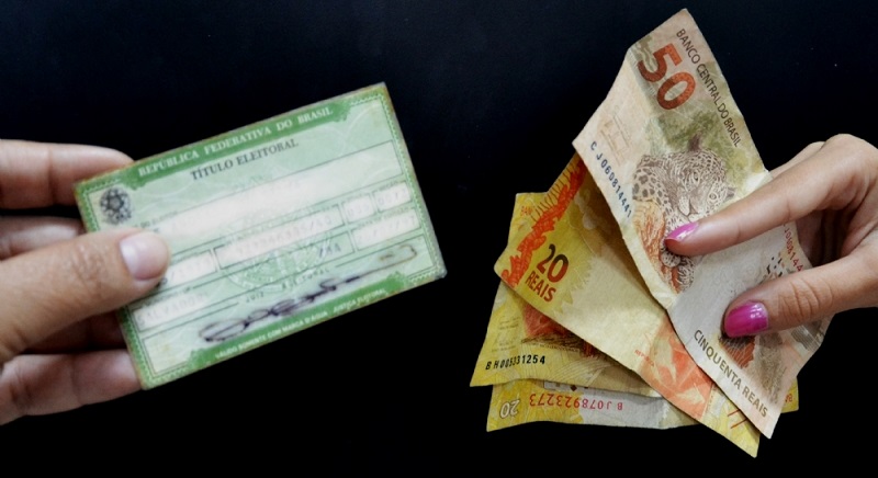 Viu compra de votos em Manaus ? Ligue para polícia; confira os números