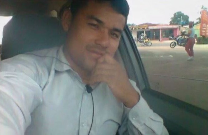 Cantor evangélico Adriano Soltelo é preso acusado de estuprar três jovens no Amazonas