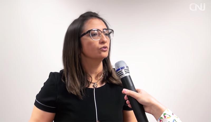 Juíza dá 48 horas para Governo Federal explicar como vai agilizar vacinação em massa no Amazonas