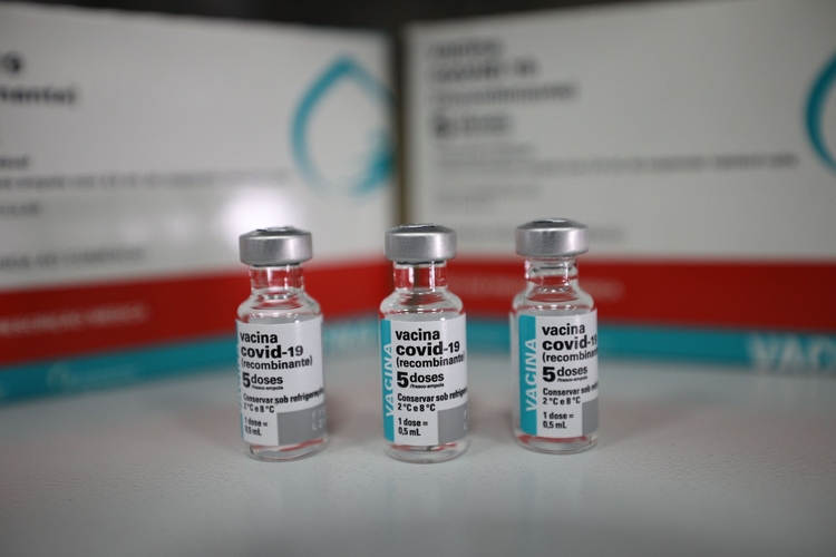Mais de 800 mil doses de vacina contra a Covid-19 já foram aplicadas no Amazonas