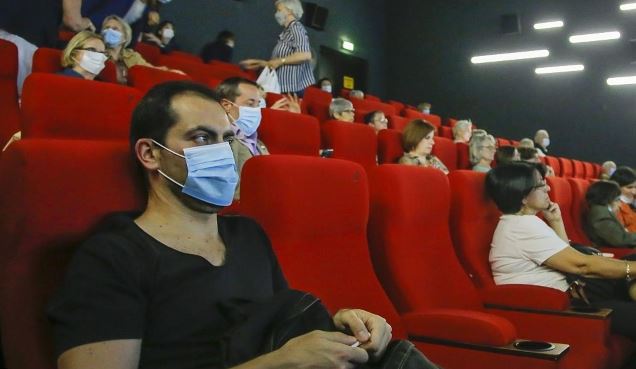 Acabou a saudade; governo autoriza reabertura de cinemas em Manaus