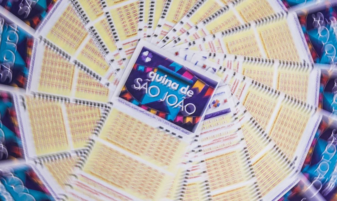 Quina de São João irá sortear prêmio estimado em R$ 200 milhões neste sábado (26)