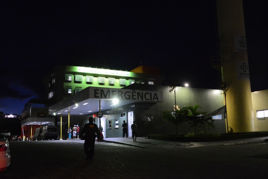 Padrasto que estuprou enteada leva surra e tiros de facção criminosa, em Manaus; imagens fortíssimas