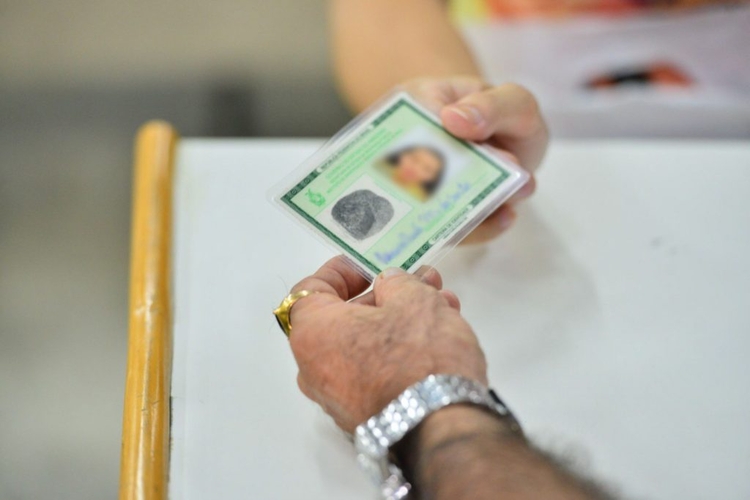 Sejusc realiza mutirão de entrega de quase 4 mil RGs esquecidos nos PACs do Amazonas