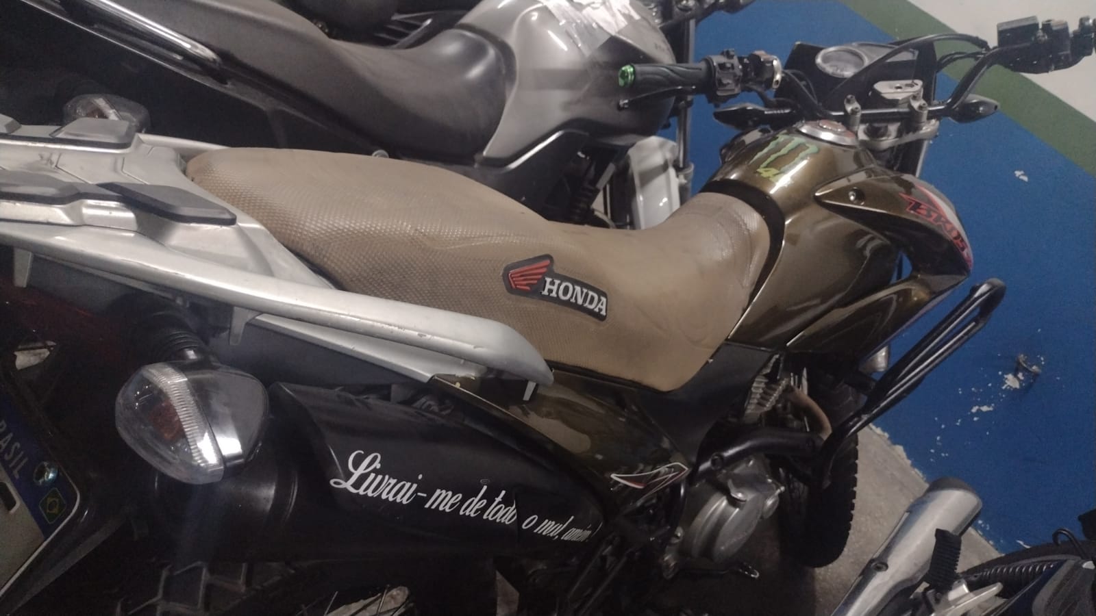 Dupla em moto é linchada após assaltar mulher no bairro Cidade Nova; veja vídeo