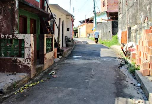 Universitária é estuprada após aceitar carona de estranho, em Manaus