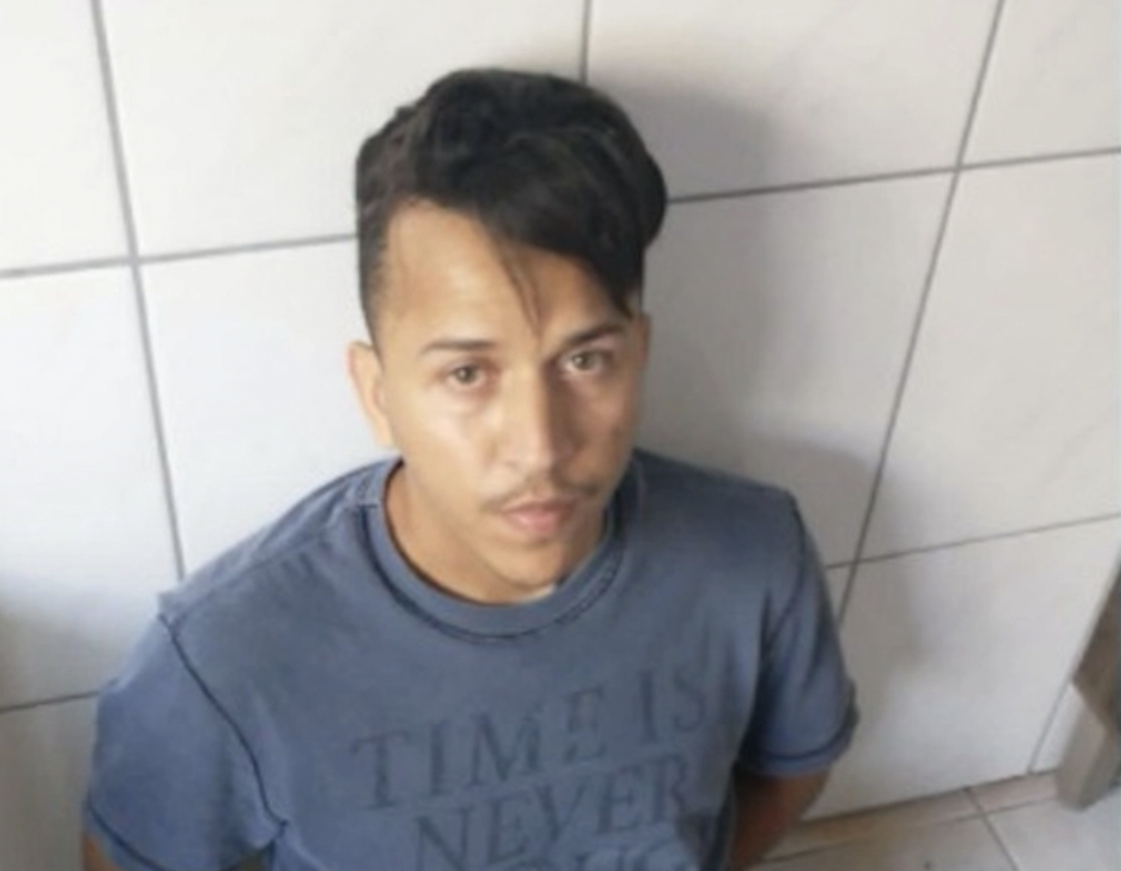 ‘Serial killer’ do CV foragido de Manaus, ‘Sandrinho’, é preso com arsenal de guerra