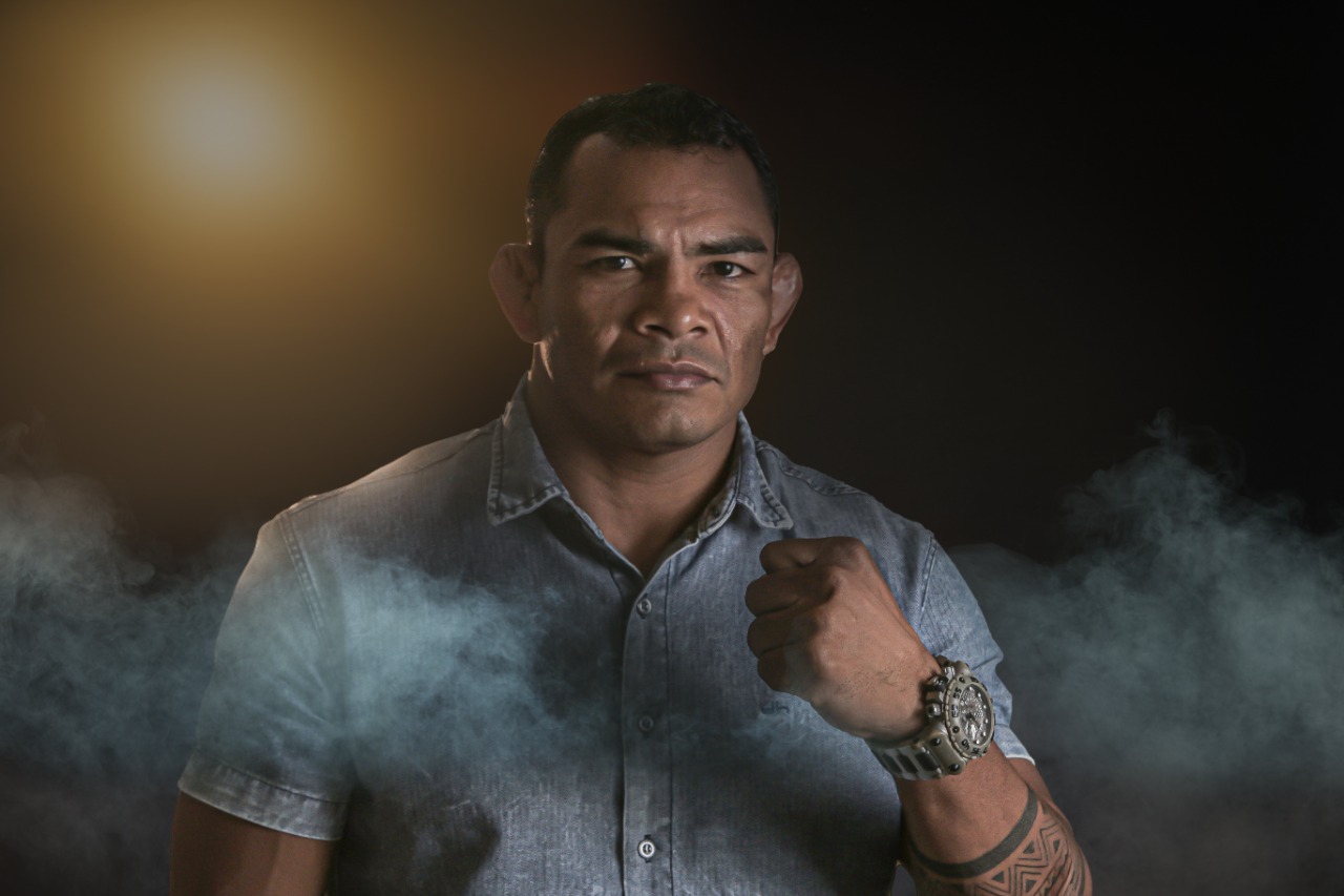 Amazonense que é talento mundial no MMA, De Assis, participa de torneio de lutas em Manaus neste sábado (18)