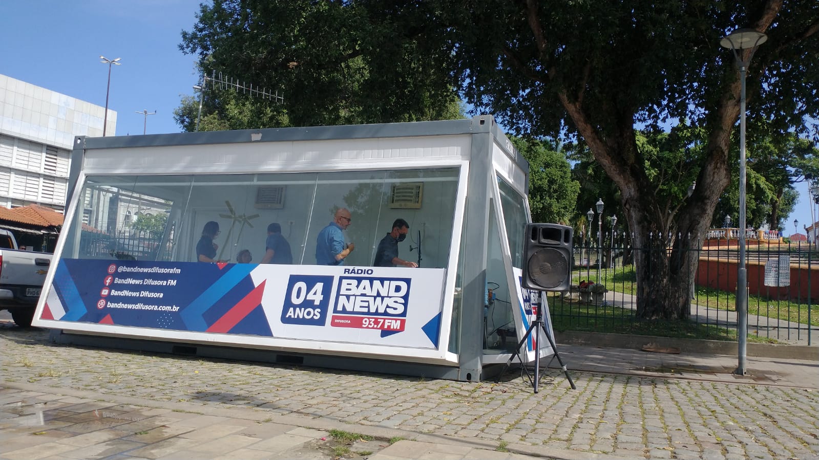 Rádio BandNews Difusora faz aniversário e comemora no Centro de Manaus
