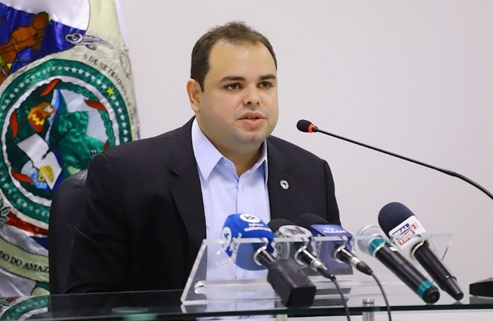 Roberto Cidade cobra repasses do Fundeb das prefeituras de Presidente Figueiredo e Borba