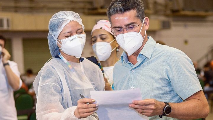 David Almeida destaca que Manaus é “referência no Brasil em vacinação”