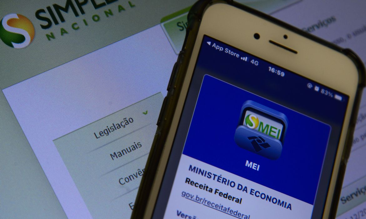 Micro e pequenas empresas têm até esta segunda para aderirem ao Simples