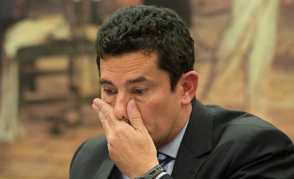 Moro testa positivo para Covid: ‘Havia tomado as três doses de vacina’