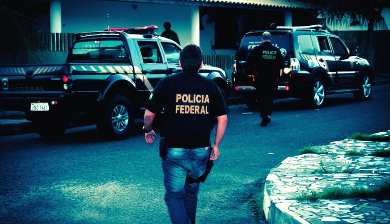 Urgente: PF realiza ‘Operação Addams’ para cumprir 22 mandados contra assaltantes, traficantes e homicidas