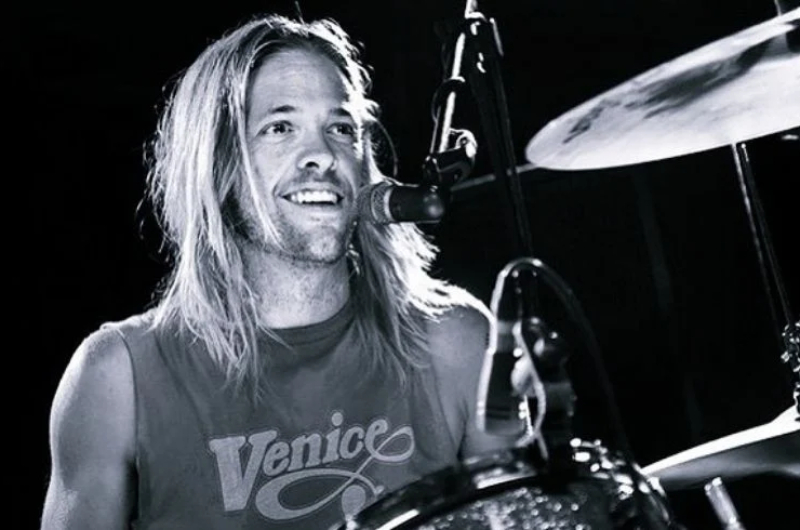 Baterista do Foo Fighters sentiu “dor no peito” antes de morrer
