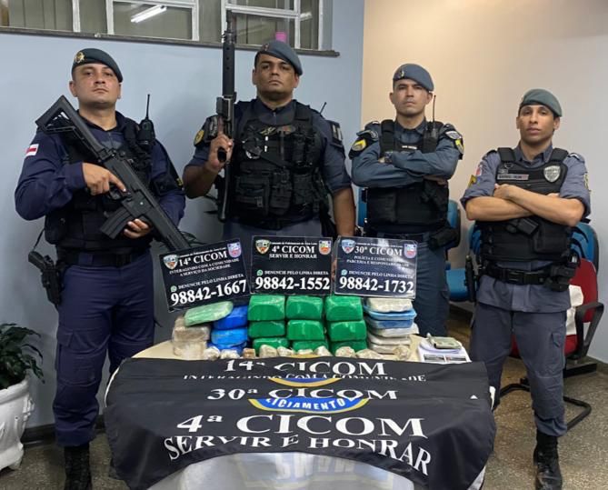 Polícia apreende de 20 kgs de OXI e deixa boca de fumo 'de luto' na comunidade Nova Vitória