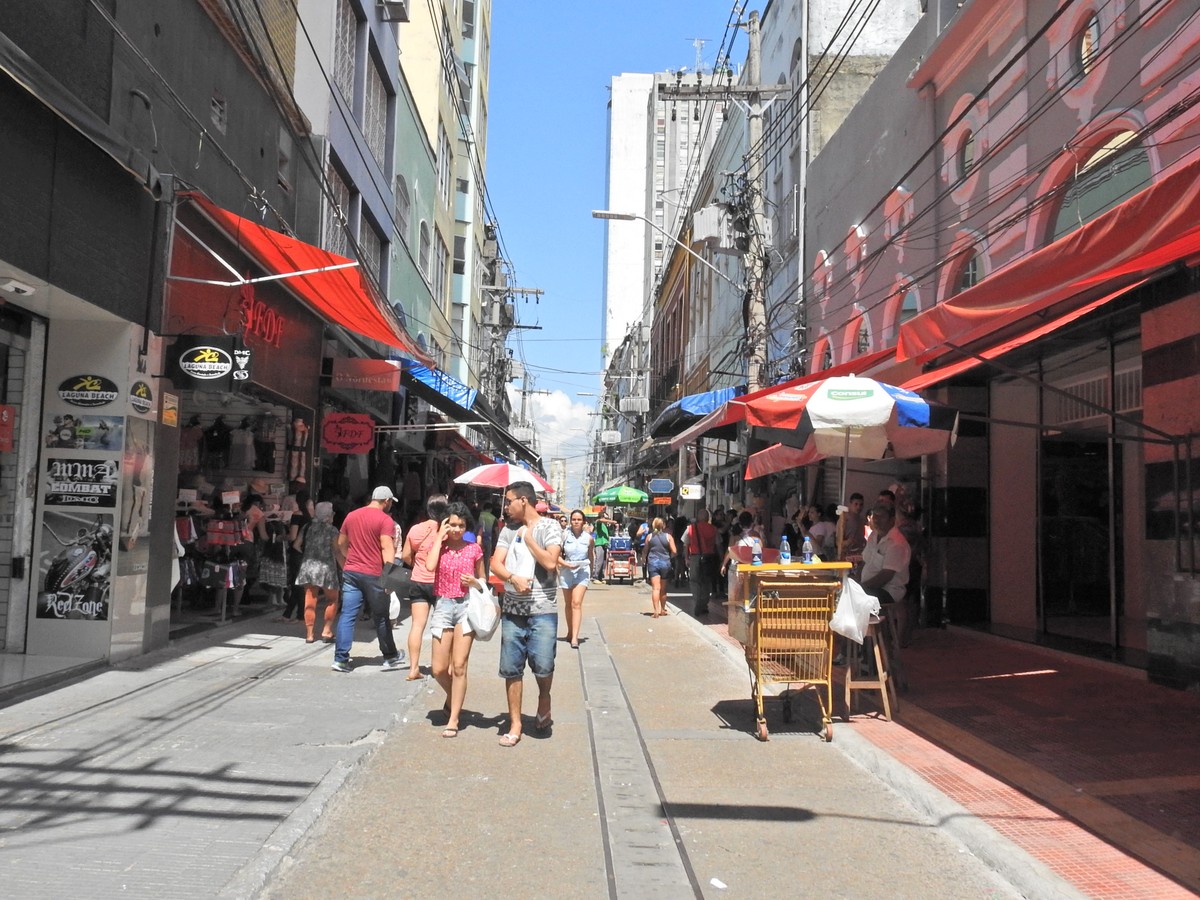 Saiba o horário do comércio em Manaus, nesta Quarta-feira de Cinzas