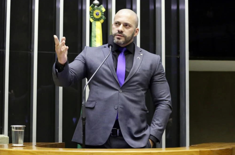 Daniel Silveira quer levar julgamento do STF para a Justiça Militar
