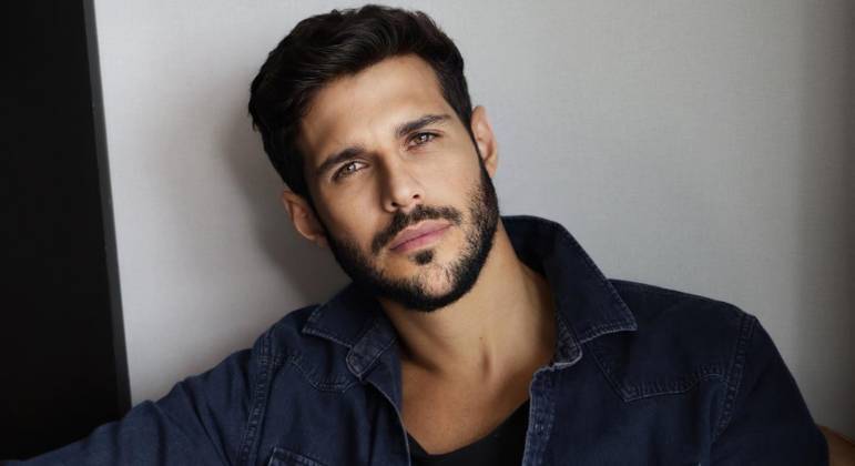 Ex-BBB Rodrigo Mussi é contido e dopado ao tentar fugir da UTI